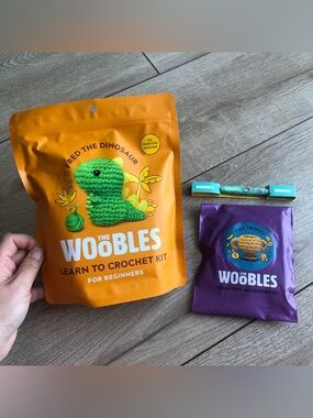The Woobles - Fred the Dinosaur Crochet Kit with Tiny Trophy +Extra Crochet Hook